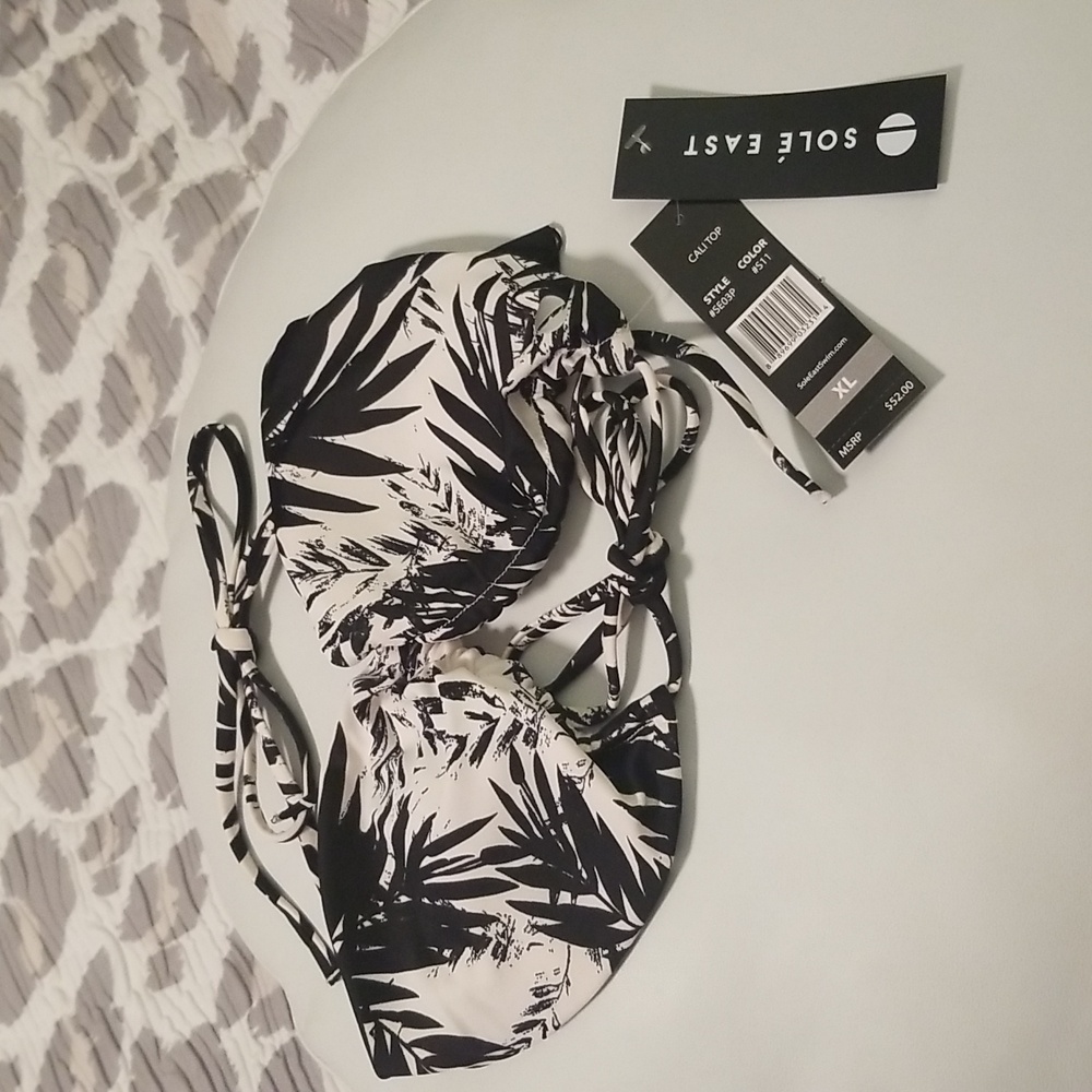 SOLE' EAST Swim Wear; Black and White Palm Leaves String Bikini Top; Size XL